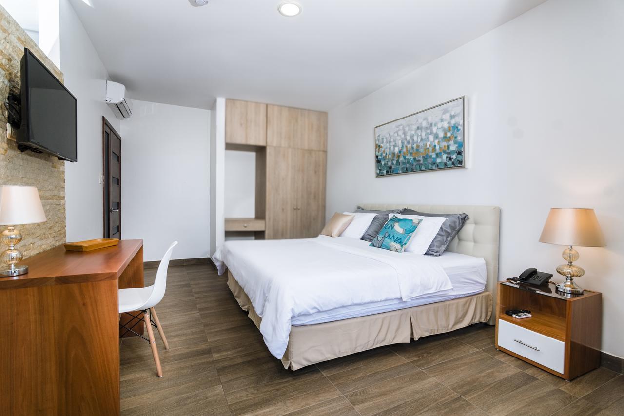 Hotel La Isla Puerto Ayora  Zewnętrze zdjęcie